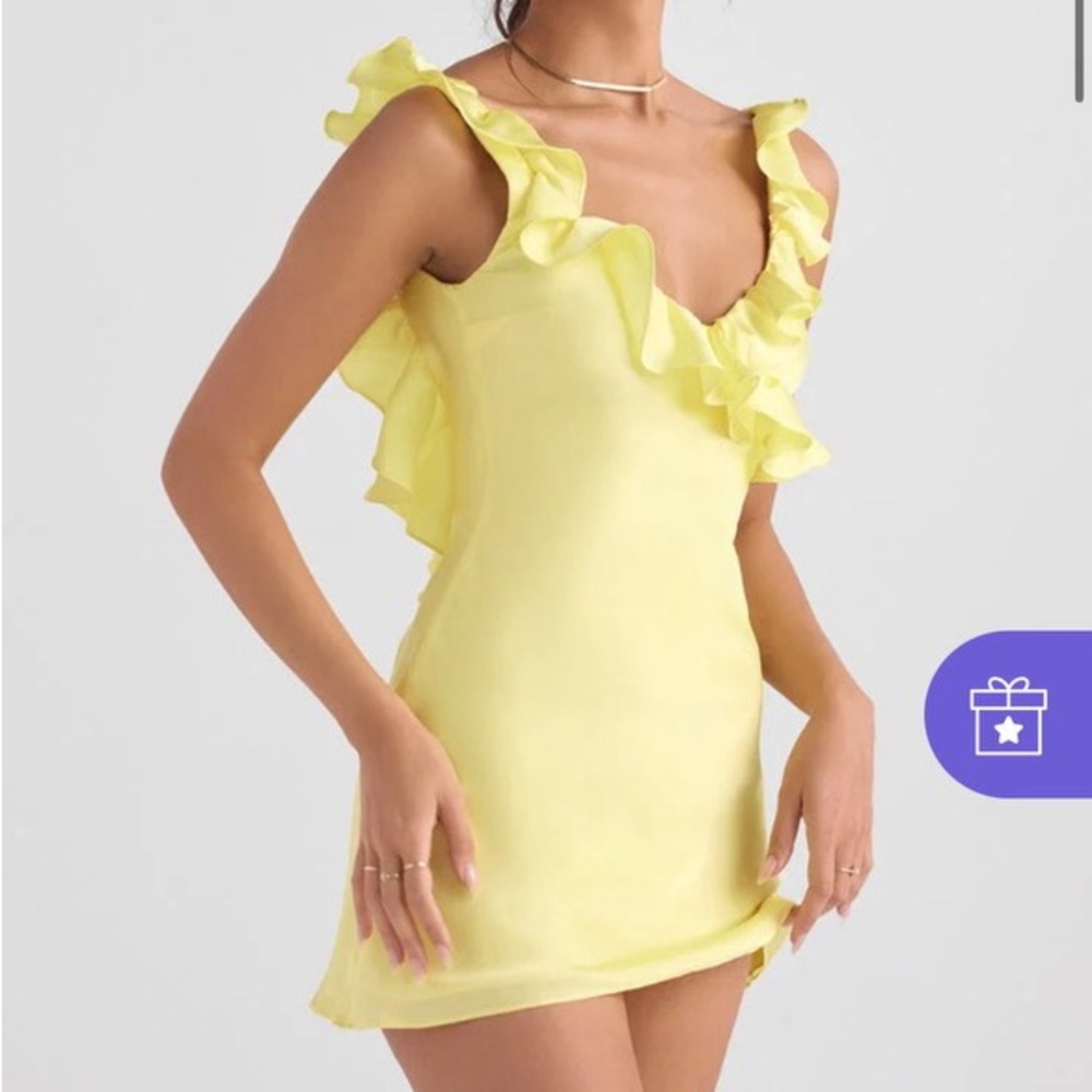 Yellow summer homecoming dress